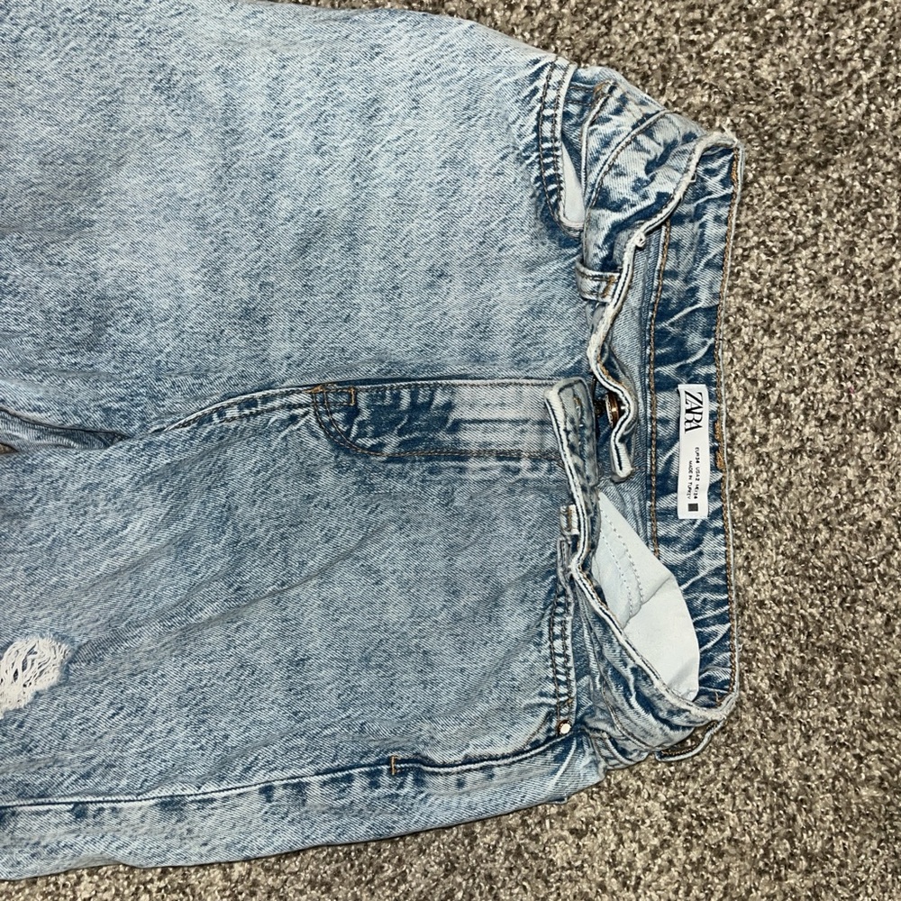 Zara Light Blue Denim Jeans